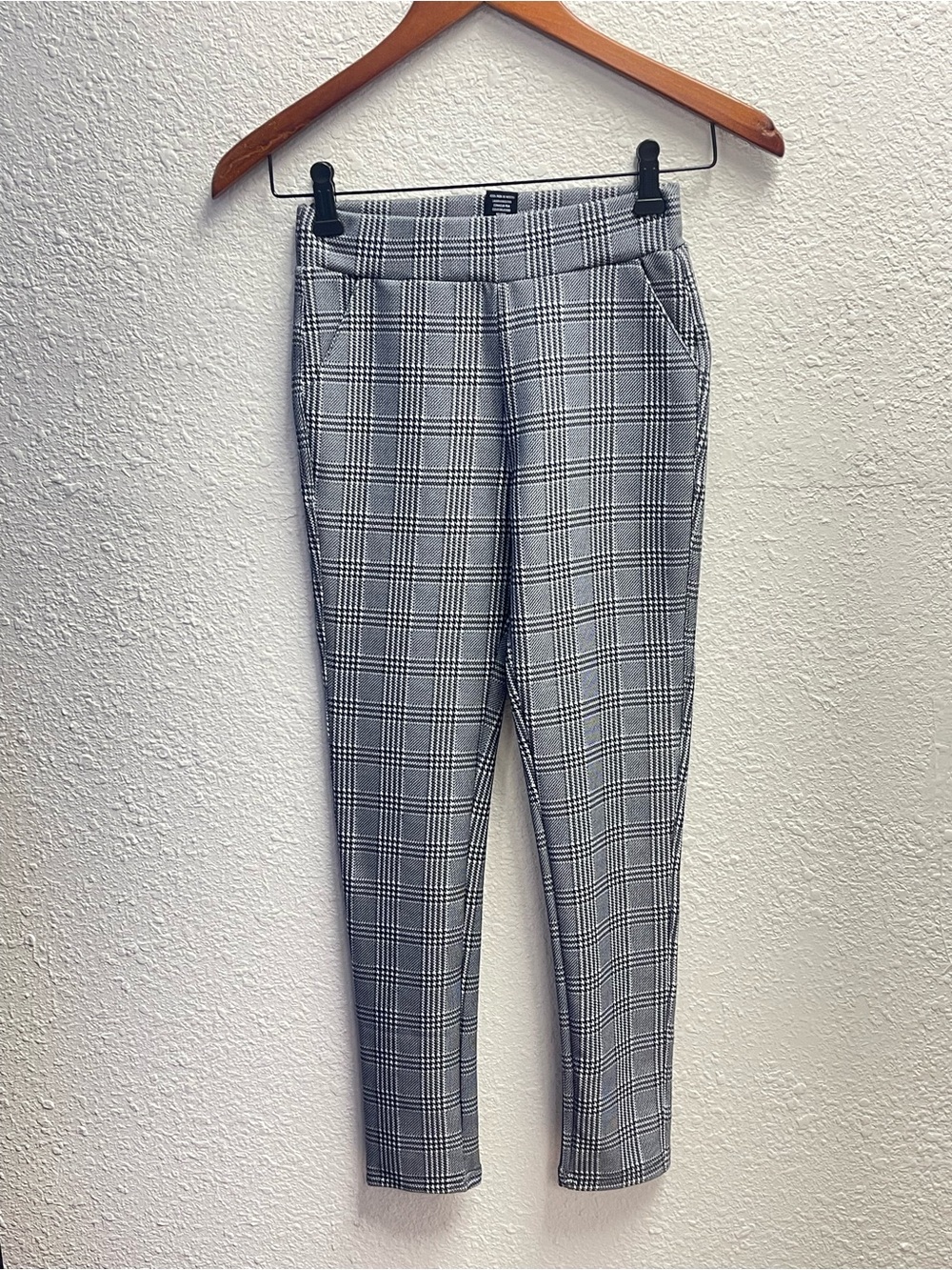 Plaid Skinny Women’s Trousers - Black & White